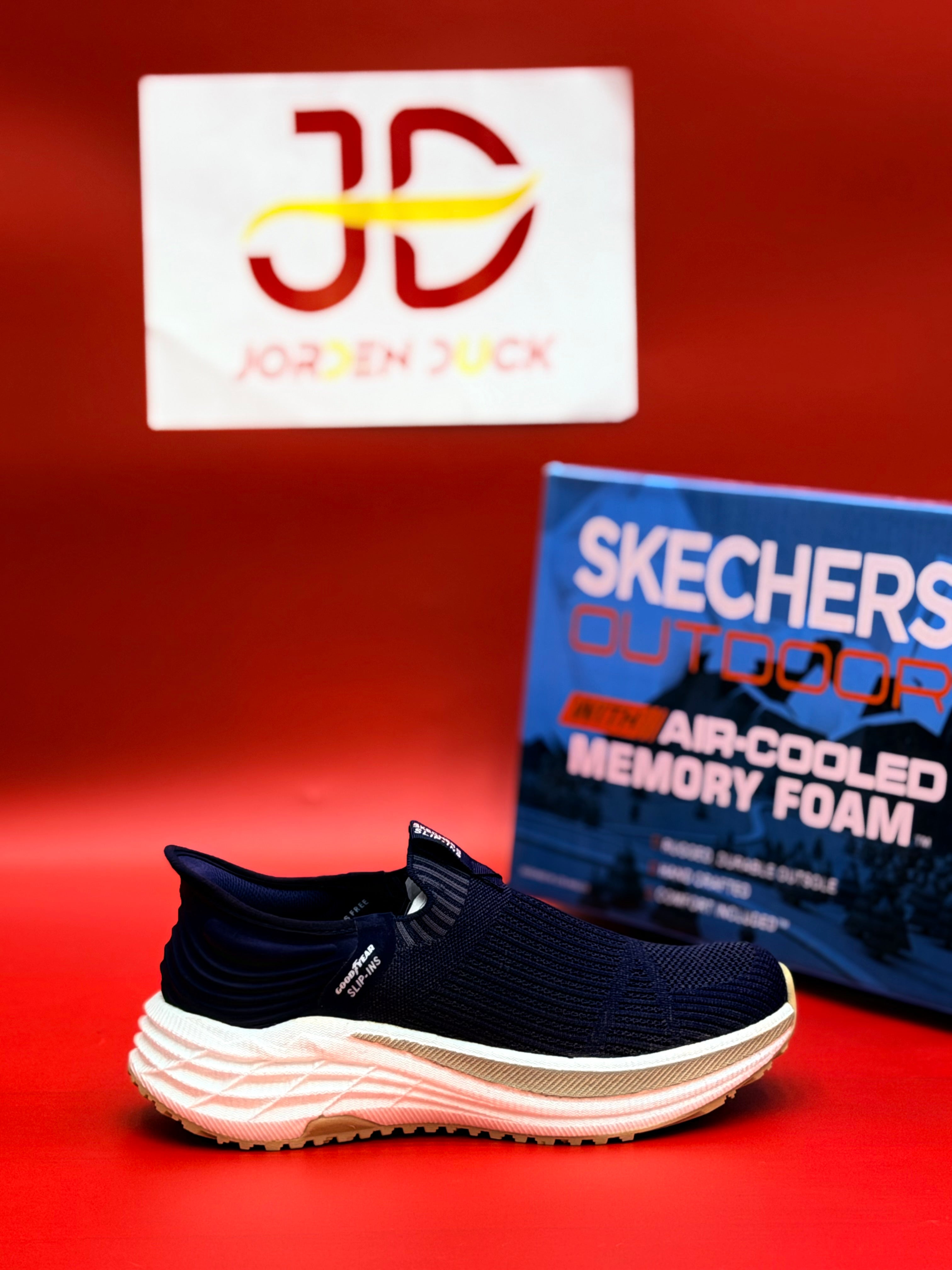 SKECHARES BOOST MEMORY FOAM (Blue)