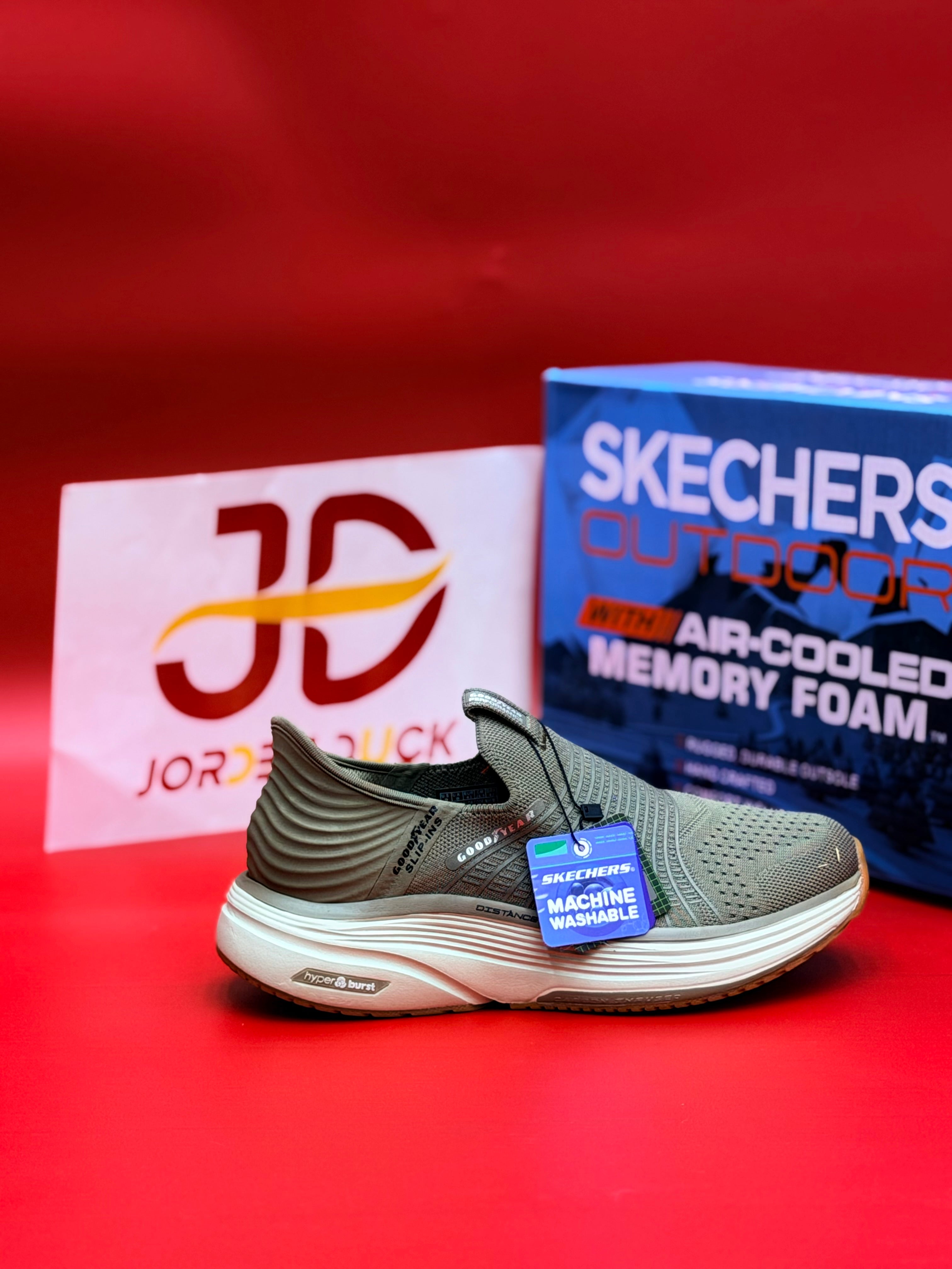 SKECHARES DISTANCE WALK (khaki)