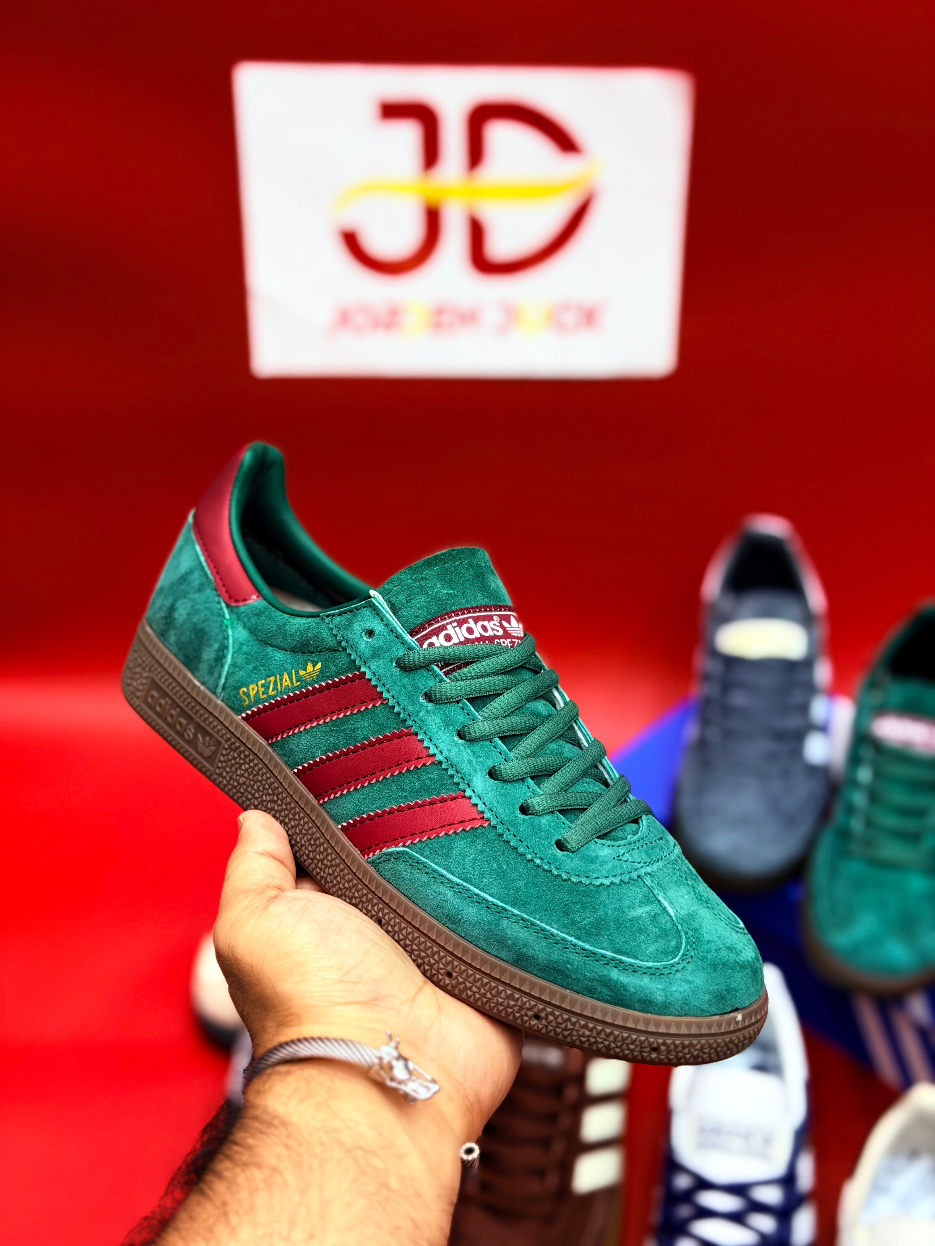 Ads handball spezial (green)