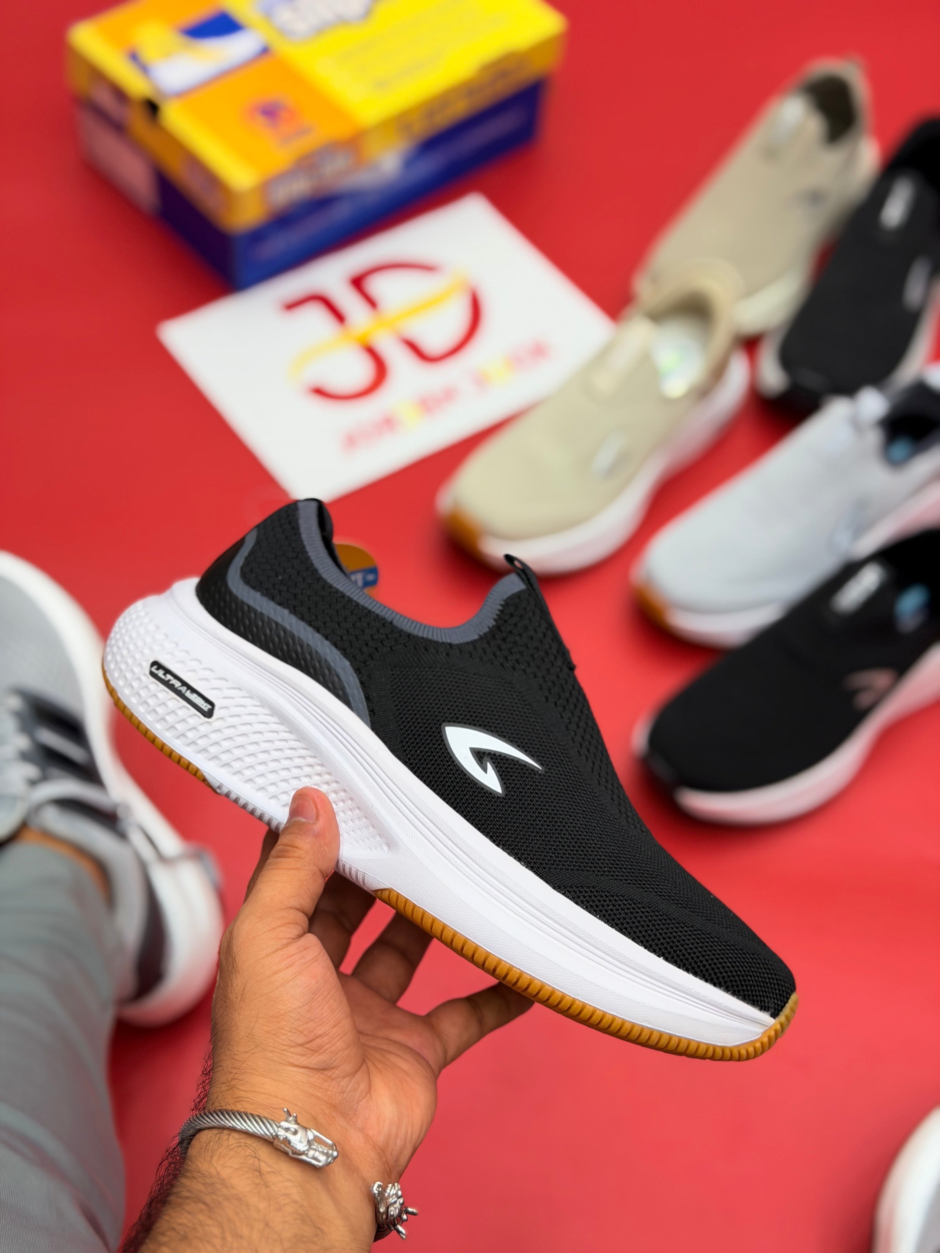 LET'S GO ULTRA LIGHT MEDICATED - BLACK