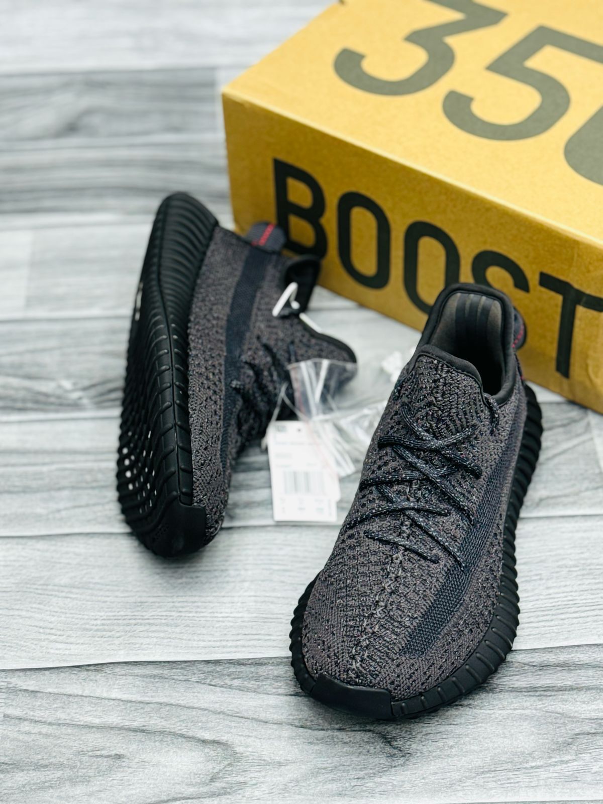 Adidas Yeezy 350 v2 Premium | Black