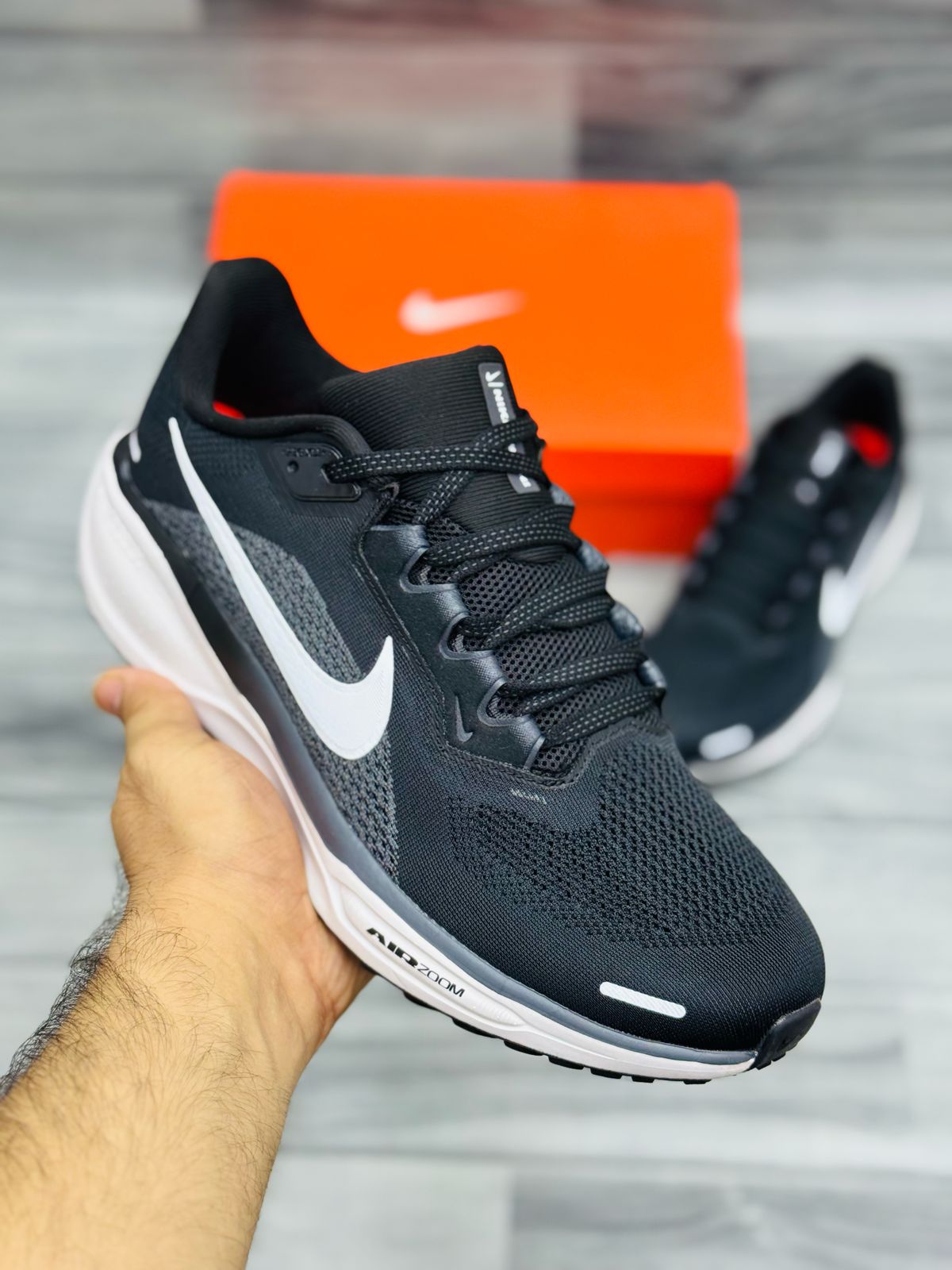 Nike Air Zoom Pegasus Shoes 41 Volt (W) - Black