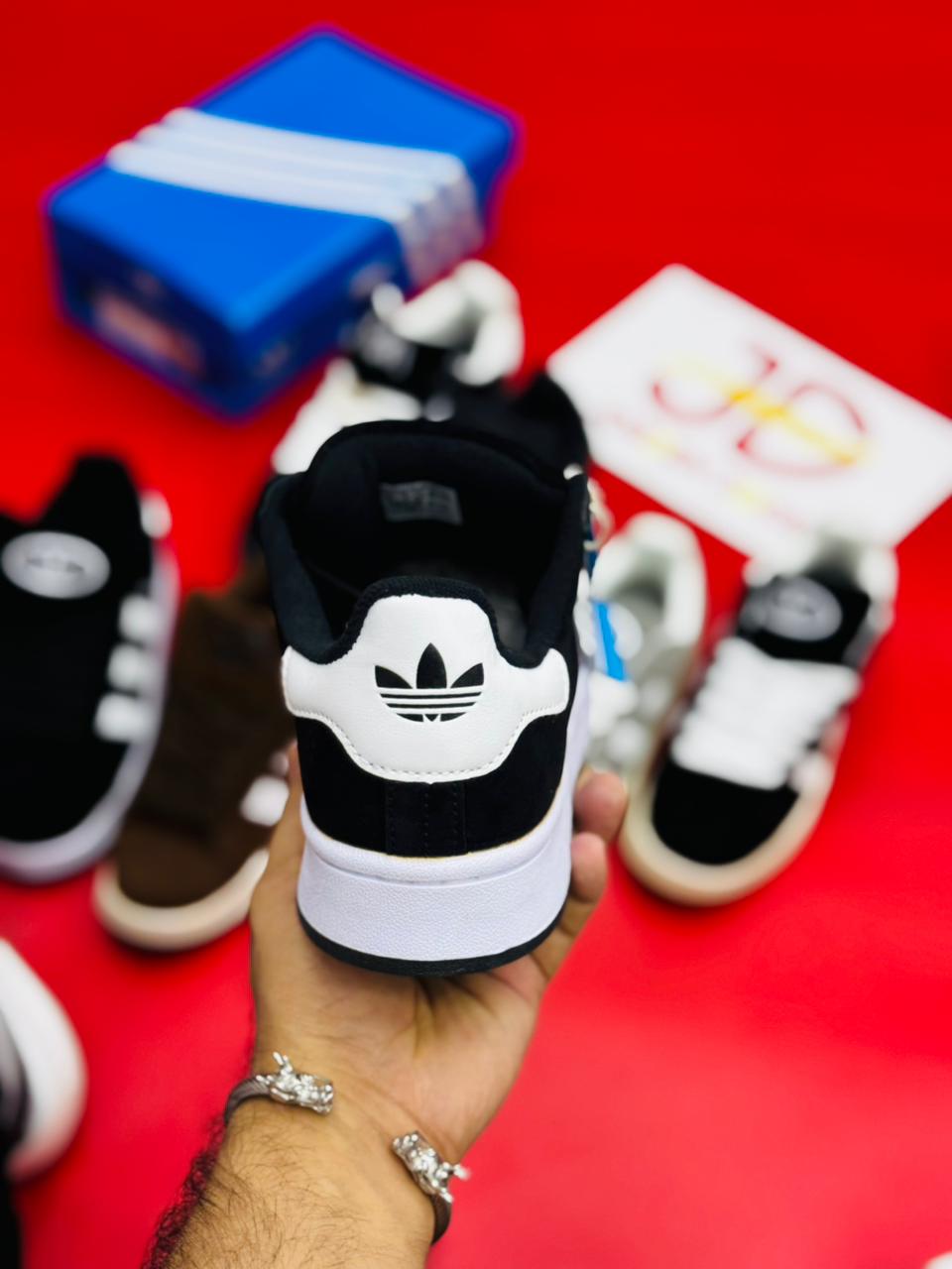 AD CAMPUS 00S BLACK/WHITE (PREMIUM BATCH)